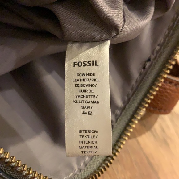 Fossil black, cream and gray hobo Amelia crossbody. - Picture 5 of 5